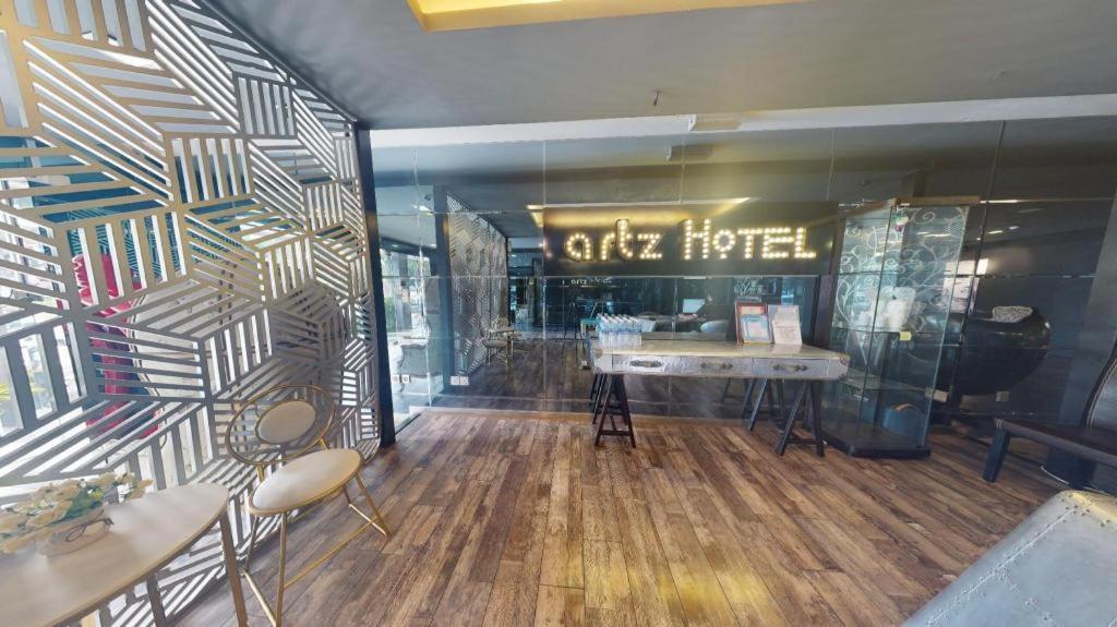 Artz Hotel Джохор-Бару Экстерьер фото